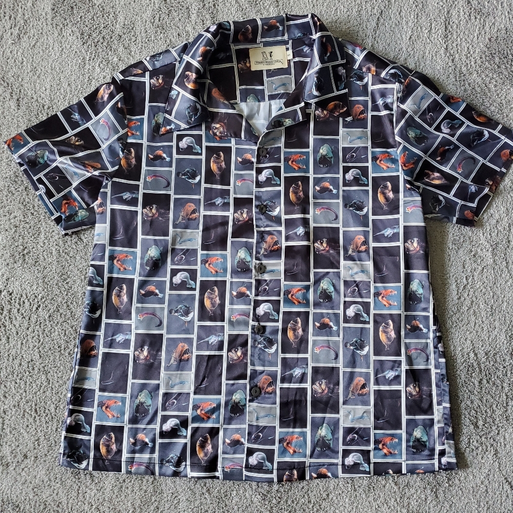 Fashion Brand Company Cute Fish Satin Shirt - unisex Small, NWOT